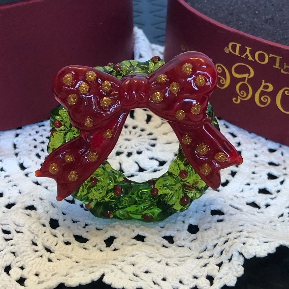 Fitz & Floyd Glass Menagerie Collection Christmas Wreath